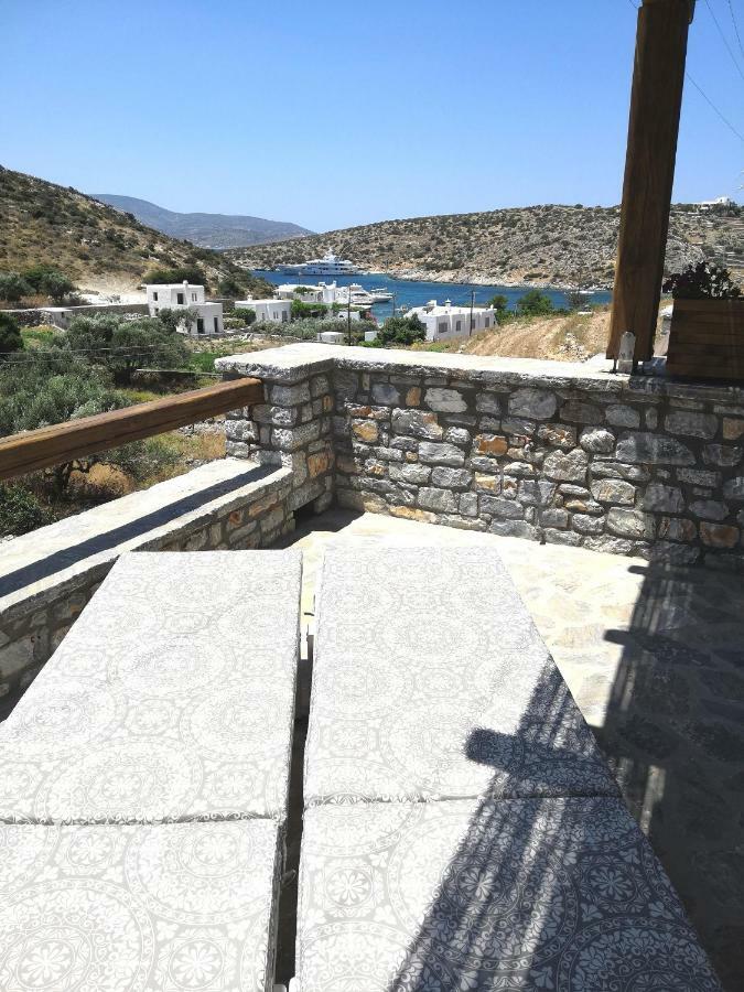 Notos Villa Schoinoussa Luaran gambar