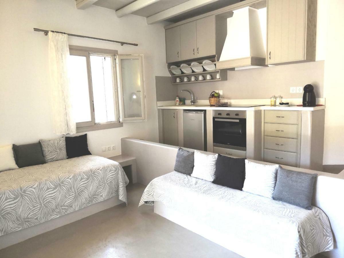 Notos Villa Schoinoussa Luaran gambar