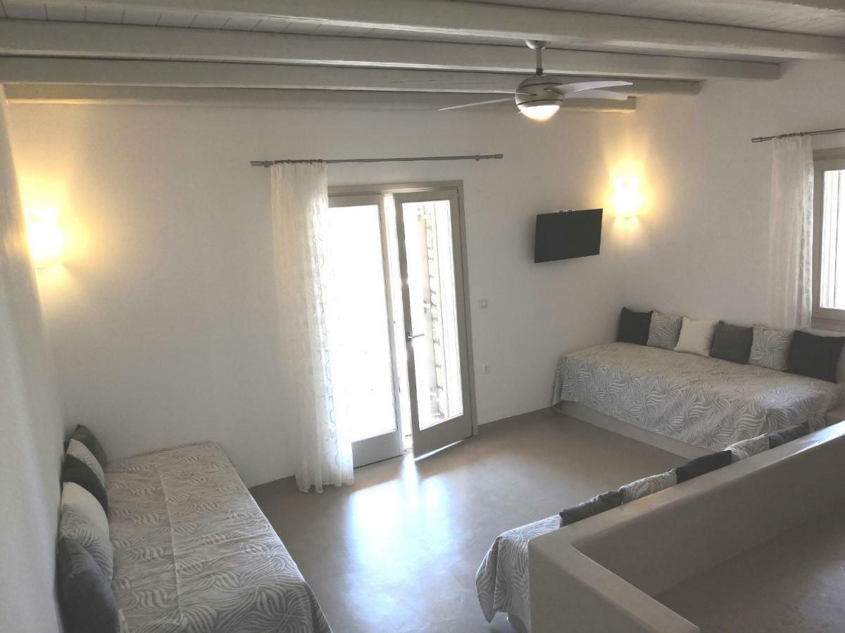Notos Villa Schoinoussa Luaran gambar